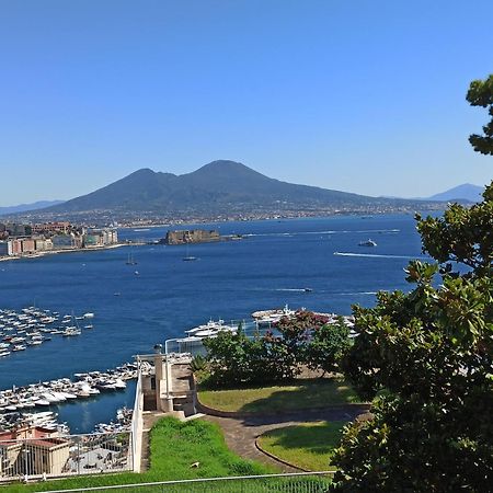 Monocamera Con Terrazzogiardino -Studette -Zona Panoramica Posillipo Неаполь Екстер'єр фото