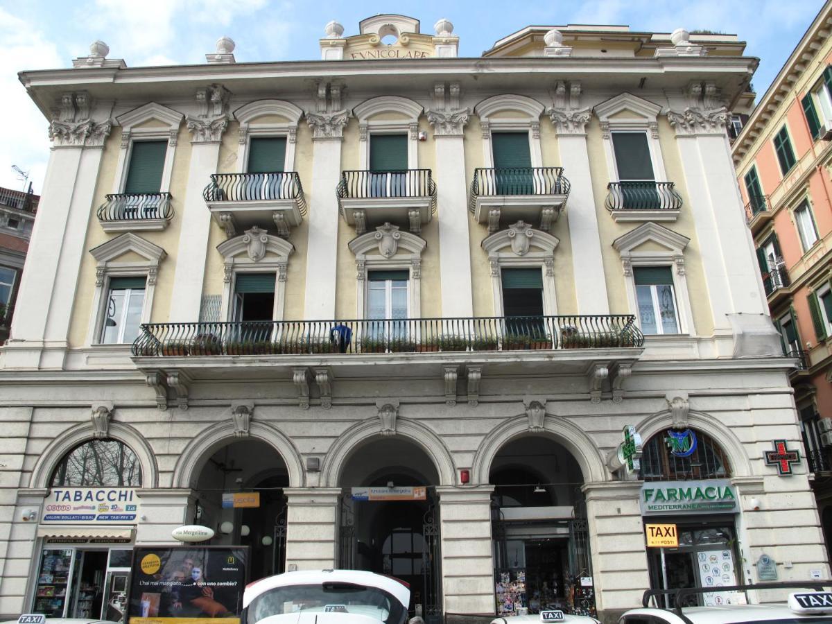 Monocamera Con Terrazzogiardino -Studette -Zona Panoramica Posillipo Неаполь Екстер'єр фото