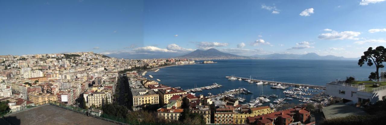 Monocamera Con Terrazzogiardino -Studette -Zona Panoramica Posillipo Неаполь Екстер'єр фото